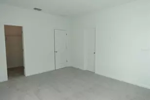 2677 Bevel Ln, Davenport, FL 33837 - Photo 10