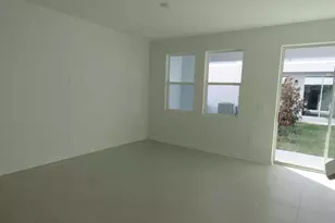 2677 Bevel Ln, Davenport, FL 33837 - Photo 8