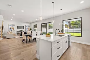 1812 E Kaley Ave, Orlando, FL 32806 - Photo 4