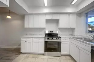 1028 Apollo Beach Blvd, Apollo Beach, FL 33572 - Photo 6