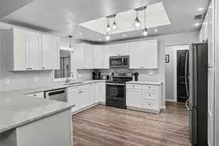 112 W Greentree Ln, Lake Mary, FL 32746 - Photo 4