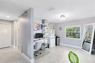 7741 Pine Hollow Ct, Orlando, FL 32822 - Photo 4