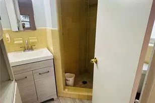 6033 Balboa Dr, Orlando, FL 32808 - Photo 12