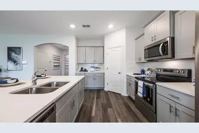 3060 Grey Moss Drive, Saint Cloud, FL 34773 - Photo 10