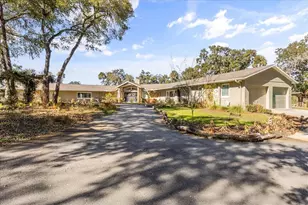 1423 N Lagoon Point, Inverness, FL 34453 - Photo 2