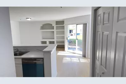 7350 Westpointe Boulevard #213, Orlando, FL 32835 - Photo 12