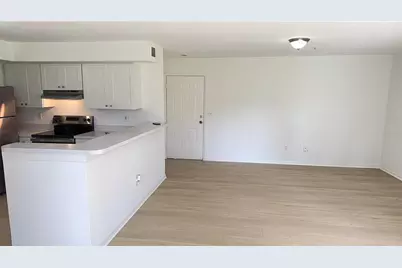 7350 Westpointe Boulevard #213, Orlando, FL 32835 - Photo 18