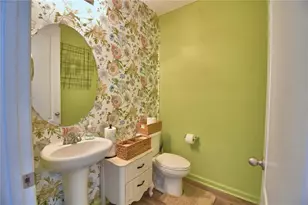 1737 Hilltop Dr, Dundee, FL 33838 - Photo 10