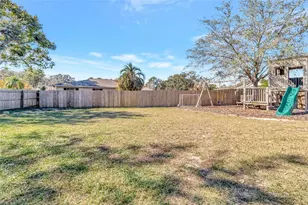 33301 Coventry Dr, Leesburg, FL 34788 - Photo 40