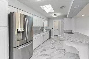 3911 Venice Dr, Orlando, FL 32806 - Photo 20