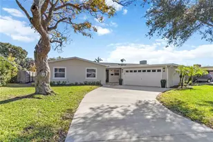 3911 Venice Dr, Orlando, FL 32806 - Photo 4