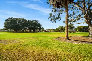 58 Windsor Ln, Palm Beach Gardens, FL 33418 - Photo 32