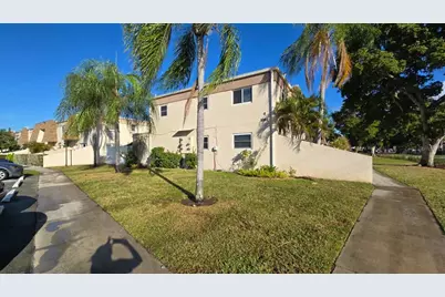 1061 NW 80th Avenue #6A, Margate, FL 33063 - Photo 2