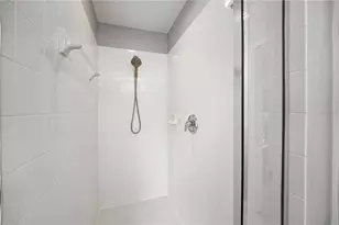 244 Paloma Dr, Davenport, FL 33837 - Photo 22