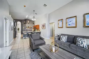 244 Paloma Dr, Davenport, FL 33837 - Photo 18