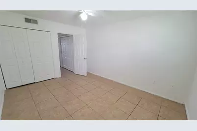 826 Sky Lake Circle #D, Orlando, FL 32809 - Photo 14