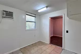 2421 Laura Pl, Orlando, FL 32803 - Photo 18