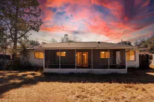 2360 Captain Dr, Deltona, FL 32738 - Photo 14