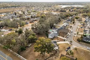 7736 Bay Cedar Dr, Orlando, FL 32835 - Photo 32