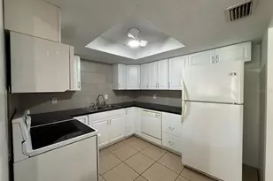 568 Bahia Cir, Ocala, FL 34472 - Photo 4