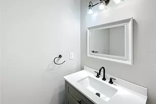 1013 NW 15 Ave, Gainesville, FL 32601 - Photo 8