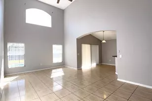 732 Casterton Cir, Davenport, FL 33897 - Photo 14