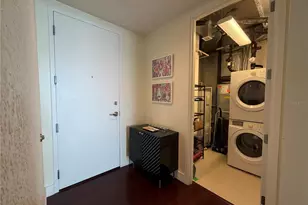 150 E Robinson St, Orlando, FL 32801 - Photo 4
