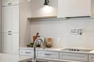 1217 Cloverlawn Ave, Orlando, FL 32806 - Photo 12