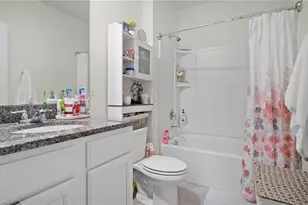 5402 Pine Lilly Dr, Saint Cloud, FL 34771 - Photo 10