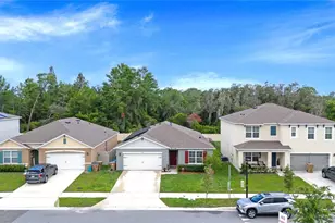 5402 Pine Lilly Dr, Saint Cloud, FL 34771 - Photo 2