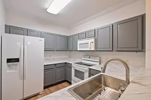 8010 Tuscany Way, Davenport, FL 33896 - Photo 2