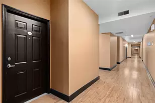 911 N Orange, Orlando, FL 32801 - Photo 2