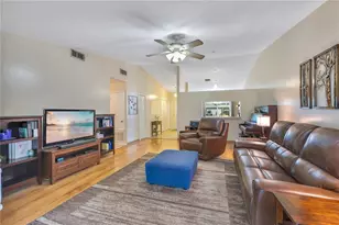 2598 Sheffield Ave, Orlando, FL 32806 - Photo 6