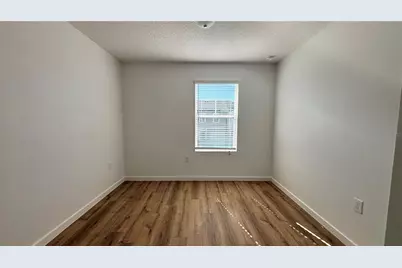 912 Grandin Street, Davenport, FL 33837 - Photo 6