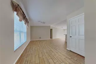 105 Melody Ln, Largo, FL 33771 - Photo 4