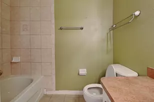 105 Melody Ln, Largo, FL 33771 - Photo 10