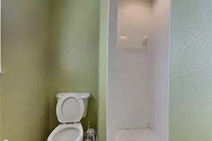 105 Melody Ln, Largo, FL 33771 - Photo 14