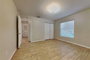 105 Melody Ln, Largo, FL 33771 - Photo 16