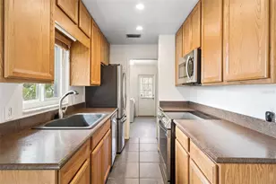 501 Antoinette St, Deltona, FL 32725 - Photo 8