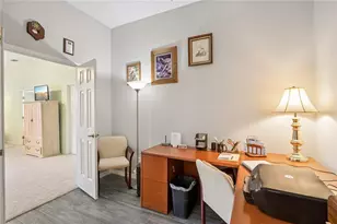 639 Lakehaven Cir, Orlando, FL 32828 - Photo 22