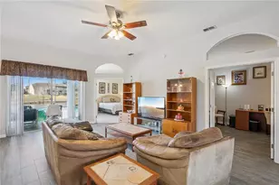639 Lakehaven Cir, Orlando, FL 32828 - Photo 14