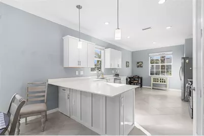 11420 Burgundy Drive, Venice, FL 34293 - Photo 6