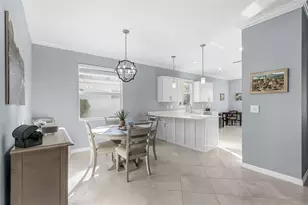 11420 Burgundy Dr, Venice, FL 34293 - Photo 4