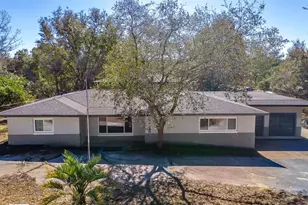 16880 SE 63rd Ln, Ocklawaha, FL 32179 - Photo 2