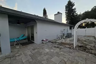 927 Grand Cayman Ct, Orlando, FL 32835 - Photo 2