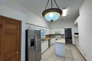 1206 Cornerstone Ct, Orlando, FL 32835 - Photo 8
