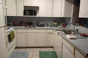 348 Lewis Blvd SE, Saint Petersburg, FL 33705 - Photo 18