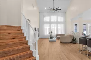 8438 Tibet Butler Dr, Windermere, FL 34786 - Photo 10