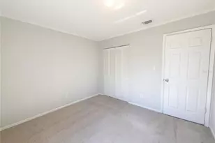 6137 Sparling Hills Cir, Orlando, FL 32808 - Photo 16