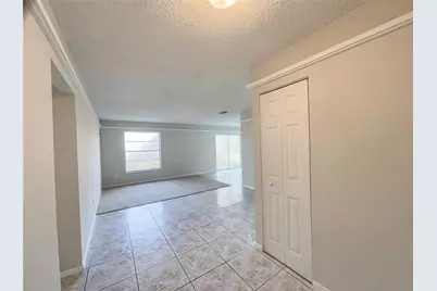 6137 Sparling Hills Circle, Orlando, FL 32808 - Photo 6